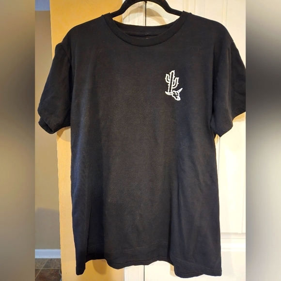 Call Your Mother Black Graphic Desert Moon T-Shirt Sz Large - Picture 1 of 2